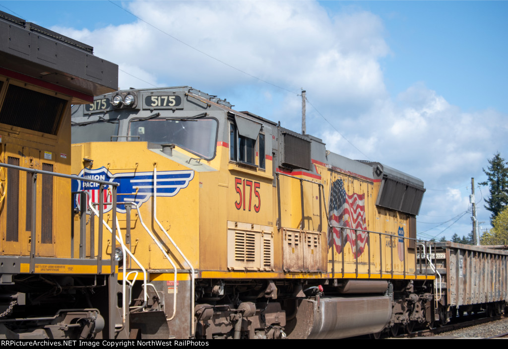 UP 5175
